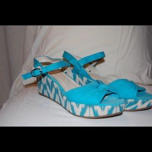 Women’s Teal Wedge